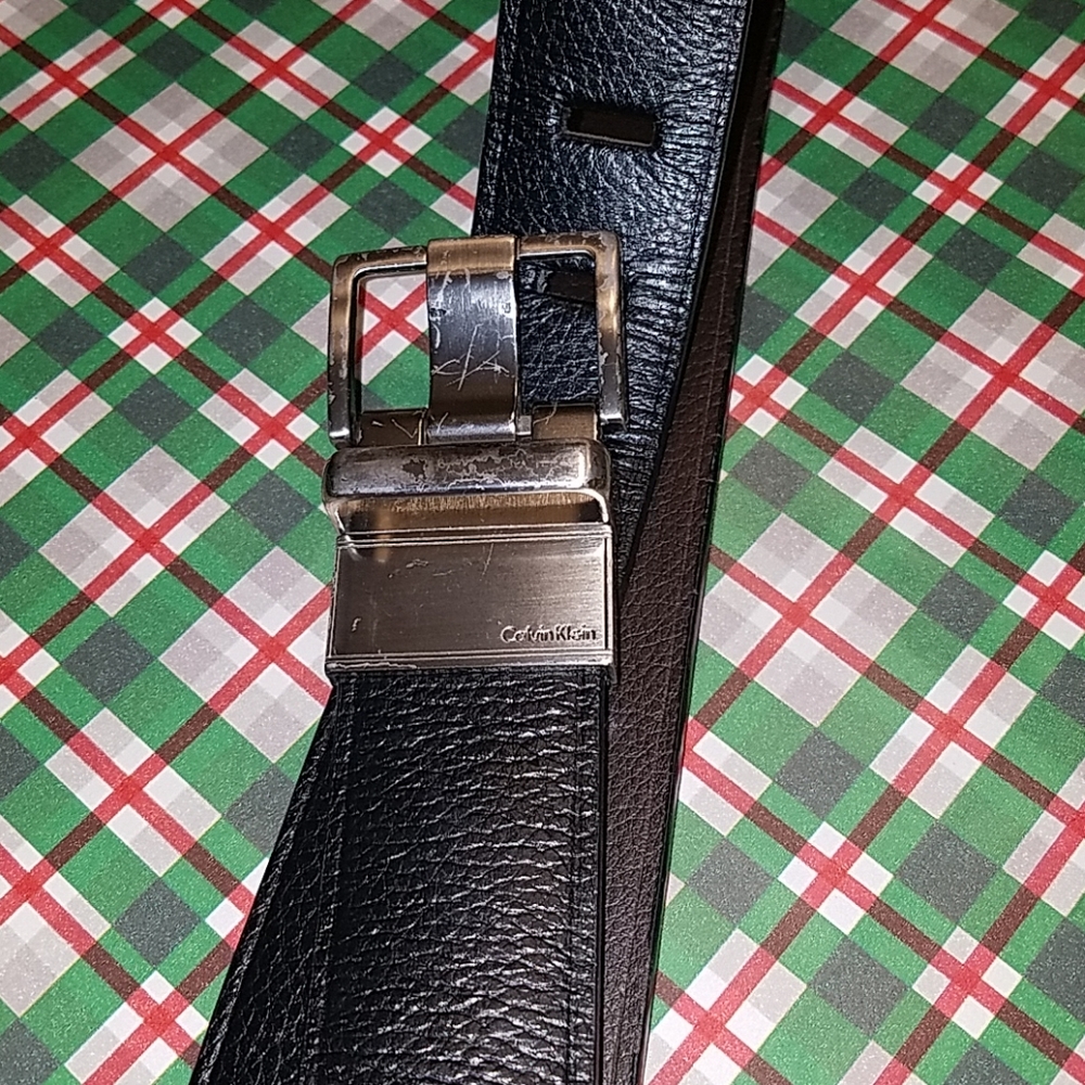 Reversible belt